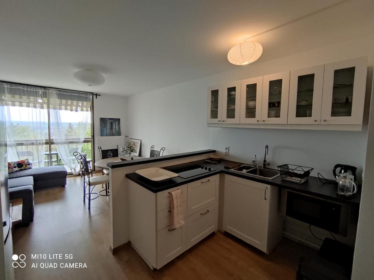 Southern Exposure Loire-et-cher Gem Apartment